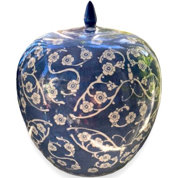 Vintage 10” Grandmillennial Cherry Blossom Ginger Jar | Blue & White Ceramic Jar - Picture 9 of 9